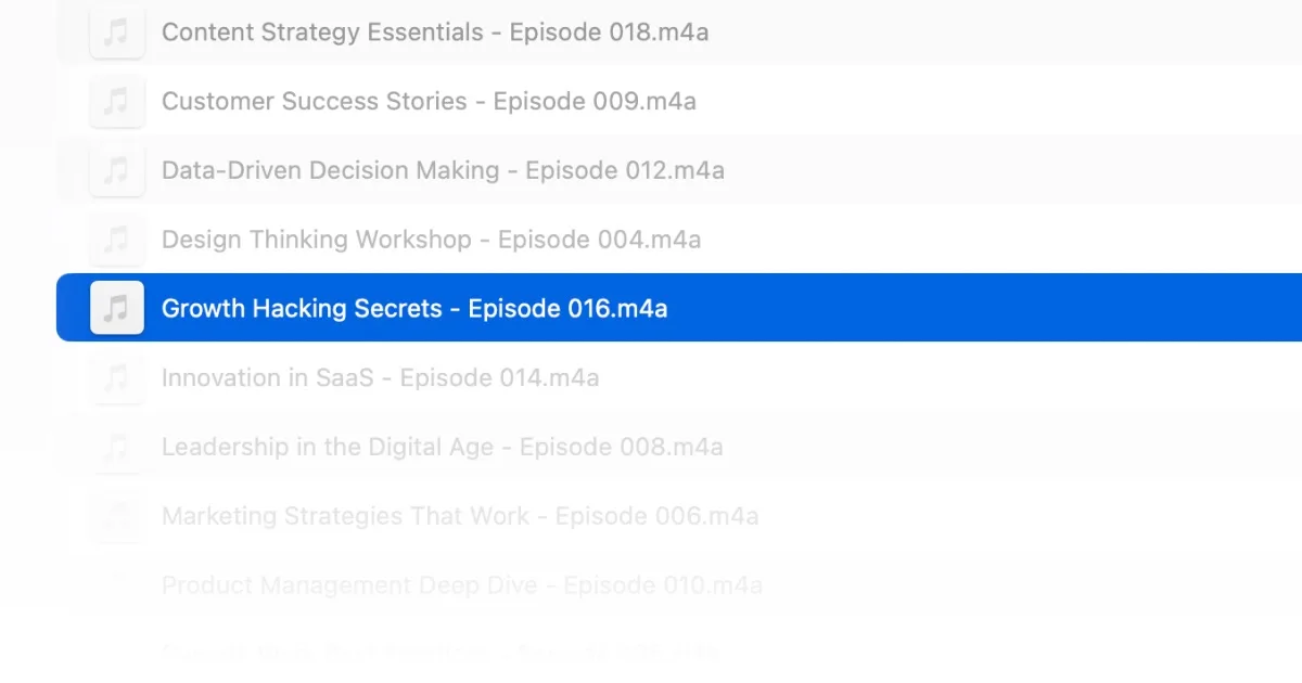 Lista de archivos de audio de podcast en una interfaz de gestión de contenido